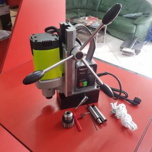 Magnetna bušilica PRESCOTT magnetna sila 13500N