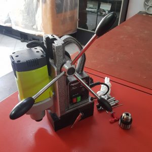 Magnetna bušilica PRESCOTT magnetna sila 13500N