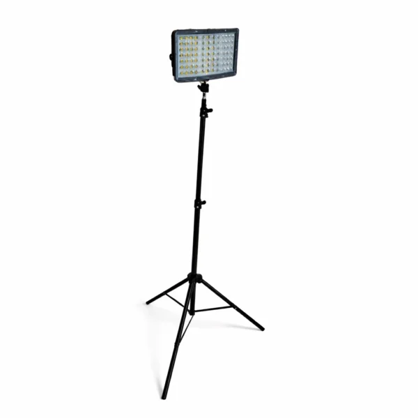 LED reflektor punjivi sa postoljem prenosivi